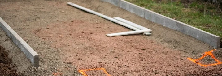 Fundament eines Gartenhauses