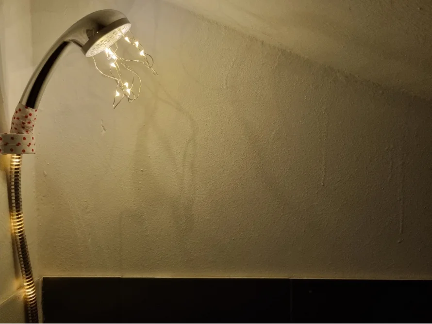 Duschkopf mit Lichterkette
