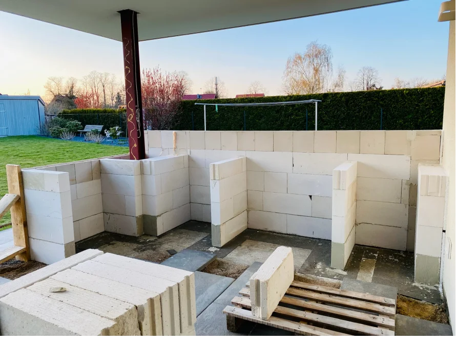 Bau eines Gartenhauses aus Porenbeton