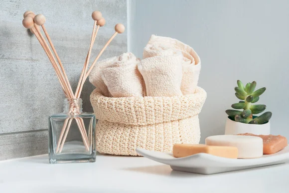 Badezimmeraccessoires und Dekoration