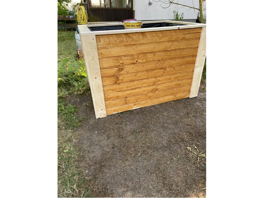 Holzrahmen für ein Hochbeet