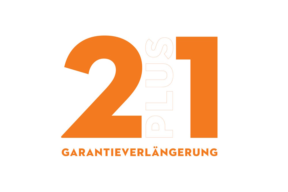 Die Zahl 21 in Orange und das Wort Plus in Weiß darunter. Darunter steht 'Garantieverlängerung'.